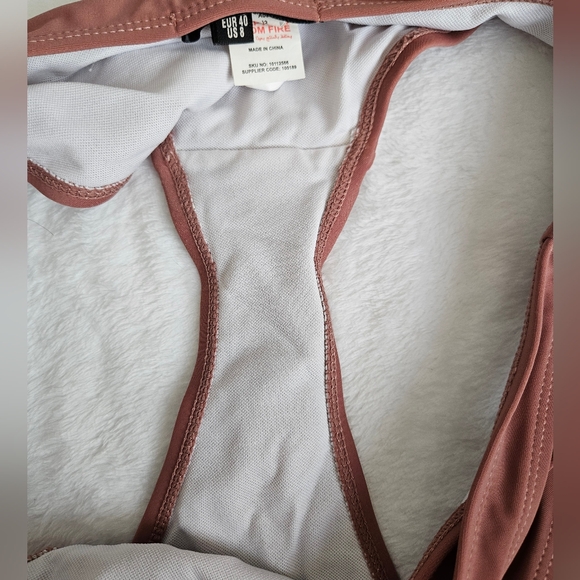 Missguided Mauve/Dusty Rose Two-Piece Bikini Set - Size M/8 - Picture 3 of 5